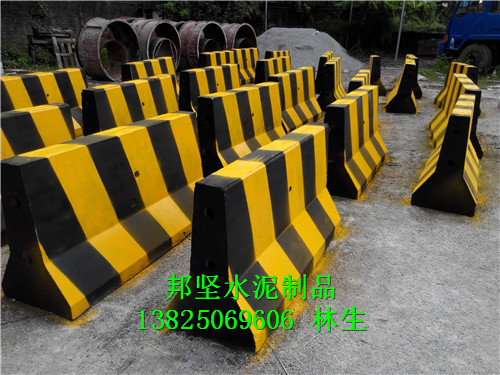 廣州水泥防撞墩廠家